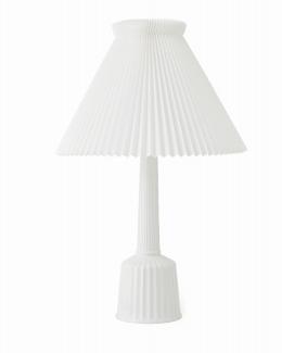 Lyngby Porcelæn Esben Klint Lampe - weiß - Höhe 46 cm - Ø 32 cm