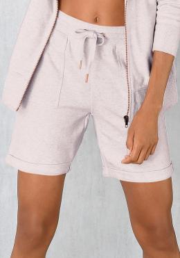 Bench. Bermudas »-kurze Sweathose«, mit aufgeschlagenen Beinsäumen und seitlichen Taschen