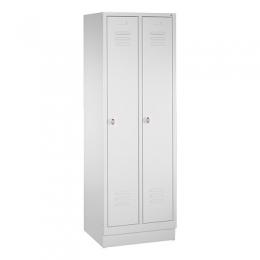 C+P Garderobenschrank S 2000 Classic mit 100 mm hohem Sockel, 180x61x50 cm/ 2 Abteile