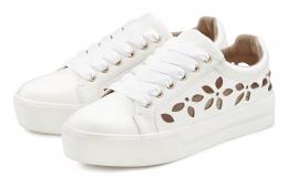 LASCANA Sneaker, mit kleinen Cut-Outs, Schnürhalbschuhe, Freizeitschuhe VEGAN